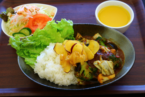 いいなんキッチンミエルカレー