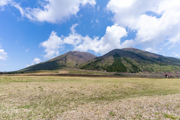 三瓶山