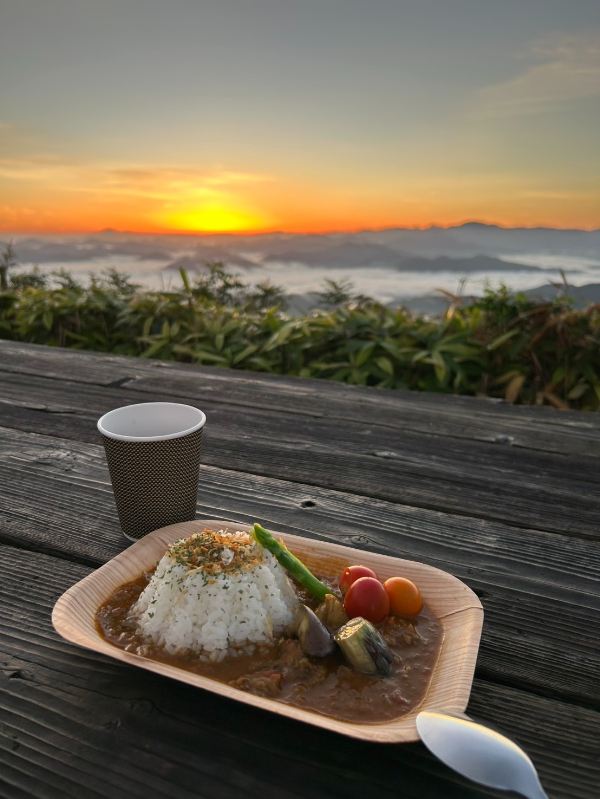 天空の朝ごはん